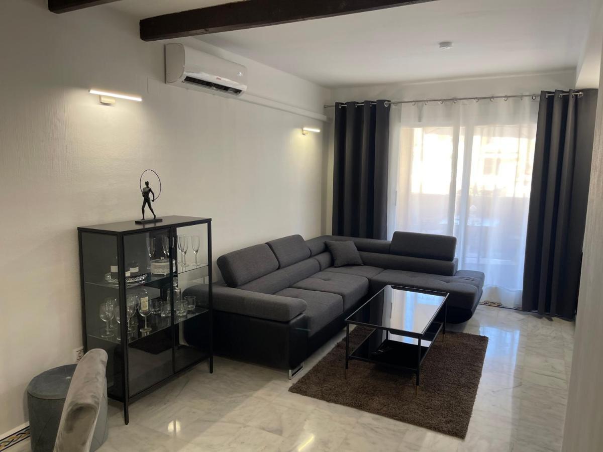 Beach Apartament In Τορεβιέχα Εξωτερικό φωτογραφία