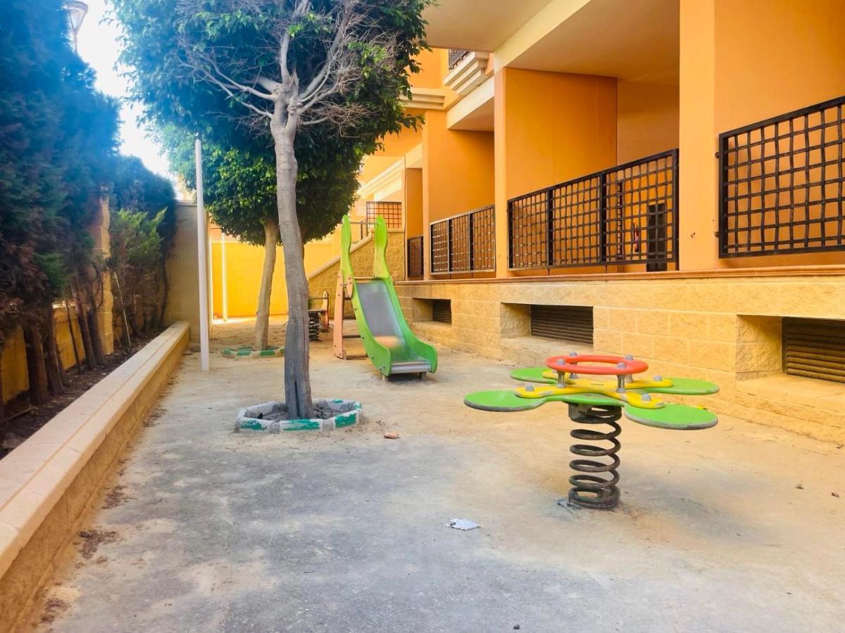Beach Apartament In Τορεβιέχα Εξωτερικό φωτογραφία