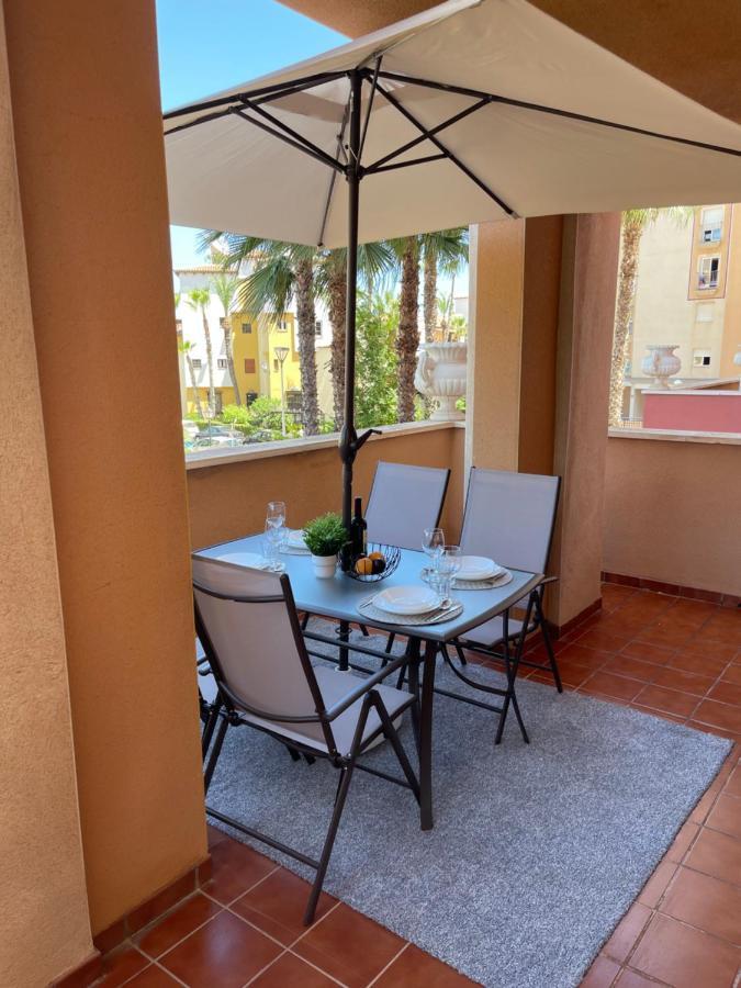 Beach Apartament In Τορεβιέχα Εξωτερικό φωτογραφία