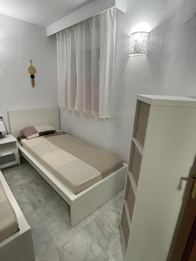 Beach Apartament In Τορεβιέχα Εξωτερικό φωτογραφία